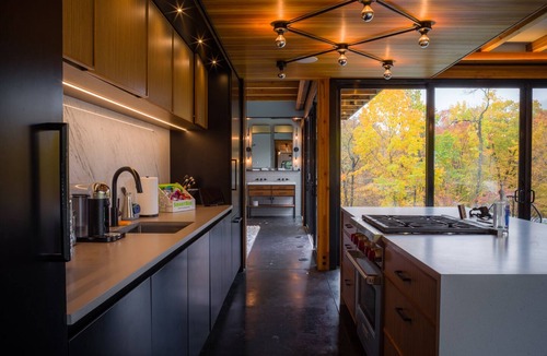 Hudson House | Hudson Ridge/Hot Tub, Fire Pit & Fireplace