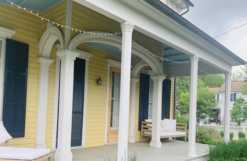 Rhinebeck Village Business District House | Hudson Valley Getaway