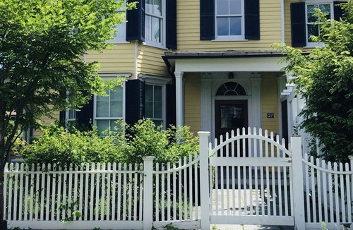 Rhinebeck Village Business District House | Hudson Valley Getaway