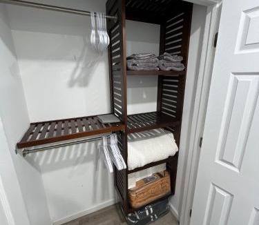Belleville House | Huge Family House 12 miles from NYC4BathParking