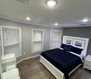 Belleville House | Huge Family House 12 miles from NYC4BathParking