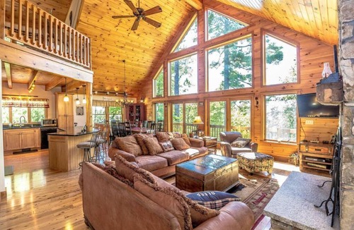 Bridgton House | Huge Log Home Trailside At Pleasant Mnt Ski Area