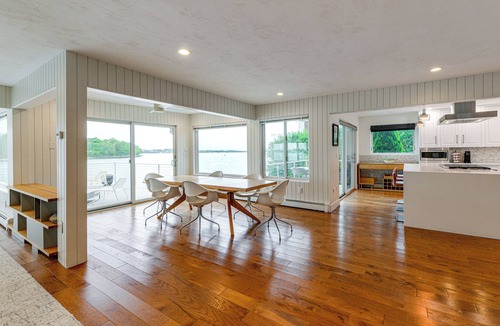 Hull House | Hull Bay Waterfront Home: Private Dock & Apartment