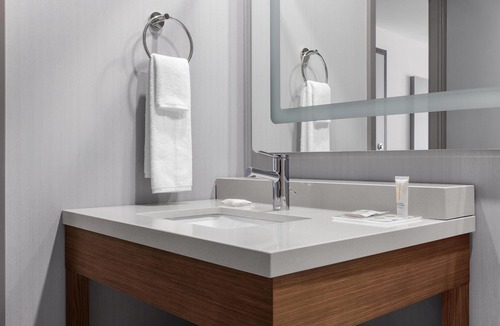 Airport Corporate Hotel | Hyatt Place Mississauga/Airport Corporate Centre