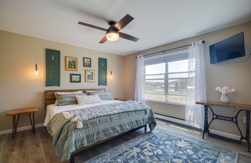 Johnson House | Hyde Park Vacation Rental Near 3 Ski Resorts!
