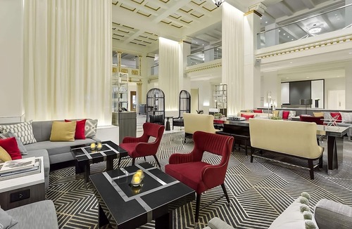 Downtown Boston Hotel | Iconic Historic Hotel | Small King Room Perfect for Couple Stay