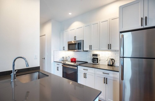 Downtown Boston Apartment | Ideal Downtown 1BR w/W/D, Doorman, near Chinatown T, by Blueground