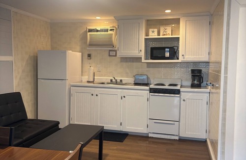 Ocean Park Condo | Idyllic 3 Bed/2Bath condo in Old Orchard Beach, steps to the beach