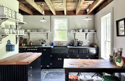 Meredith House | Idyllic Catskill Retreat-Historic 3 BR 3 Bath Farmhouse, Private Pond, AC, WiFi