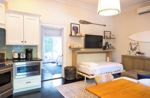 Edgartown Condo | IN TOWN! Charming 1-bedroom condo in downtown Edgartown