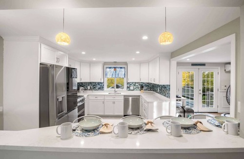 Hyannis House | Incredible Family Escape, Game Room, Waterfront!