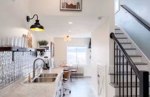 Winnisquam Apartment | Incredible Lake & Mtn Views - Loft Vibes Getaway!