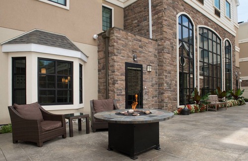 North Wales Condo | Indoor Pool + Shared Whirlpool. Gym Access.