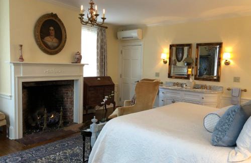 Exeter Bed & Breakfast | Inn by the Bandstand a Boutique Hotel