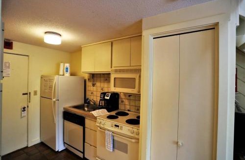 Waterville Valley House | Inns of Waterville Valley 406 Loft Unit at Inns of WV