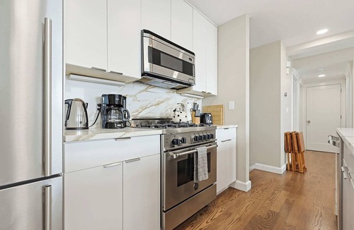 Riverside Apartment | Inviting 3BR In Cambridge, Walk To T & Central Sq