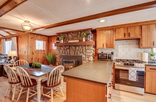 Alton House | Inviting Alton Bay Home Near Lake Winnipesaukee!
