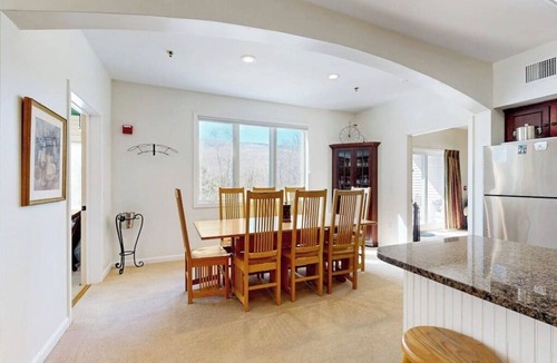 Jeffersonville Condo | Inviting Condo at Smugglers' Notch Resort w/Free Ski Shuttle