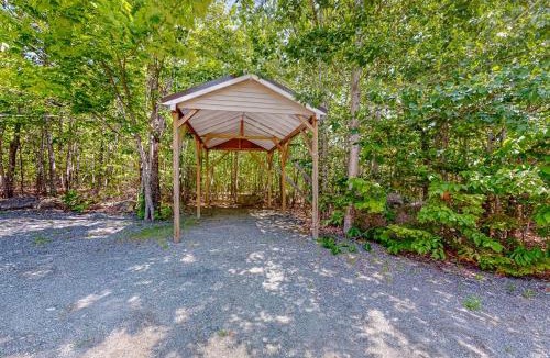 Ellsworth House | Inviting dog-friendly home with firepit & Ping-Pong - near Acadia National Park