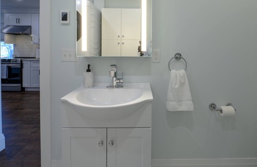 East Lyme Condo | Inviting, Family Friendly, and Relaxing NEW condo.