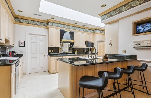 Little Italy Villa | Italian Villa by Harbor East w/indoor pool, 4 car parking sleeps 10