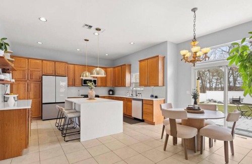 Holbrook House | Ivy Manor in private Estate