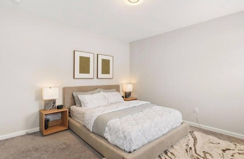 Holbrook House | Ivy Manor in private Estate