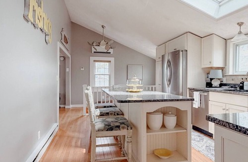 Newbury House | JackShack on Plum Island | Walk to Beach!