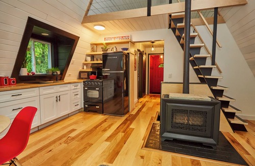 East Jamaica House | Jamaica Modern Aframe