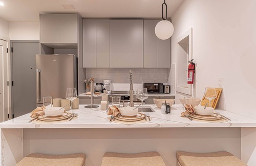Bushwick Apartment | Japandi Style 1Bd in Brooklyn W/D