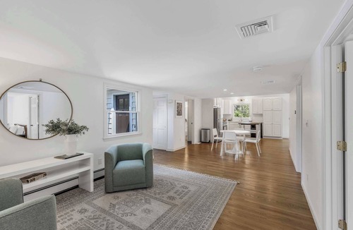 East Falmouth House | Jenkins Pond Beach Access, Basketball Hoop & Grill | Bright Cape Cod Retreat near Jenkins Pond in Falmouth. Parking, Modern Retreat with Outdoor Space, 24 Hour Hospitality