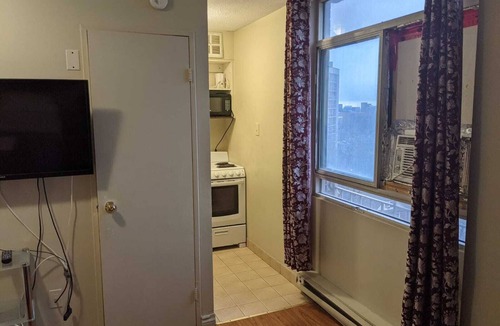 Church and Wellesley Apartment | Junior Studio Apartment in Downtown Toronto