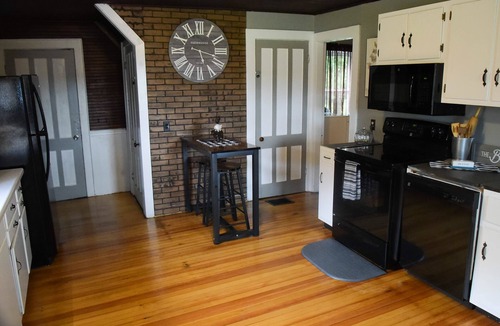 West Winfield House | "Just an Old Farm House" is a comfortable and cozy country house.
