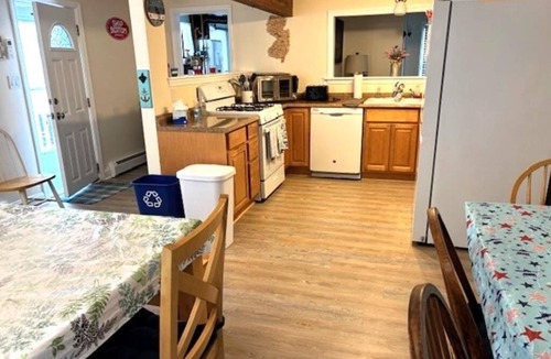 Ship Bottom House | Just moments from the Causeway Bridge this charming spacious five-bedroom – 2.