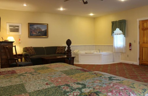 North Conway Hotel | Kearsarge Inn