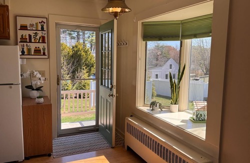 Kennebunk House | Kennebunk Family Retreat Near Downtown with Beach Passes