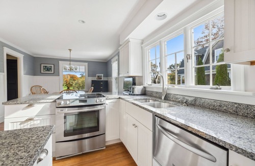 Kennebunk House | Kennebunk's Golf and Beach Haven