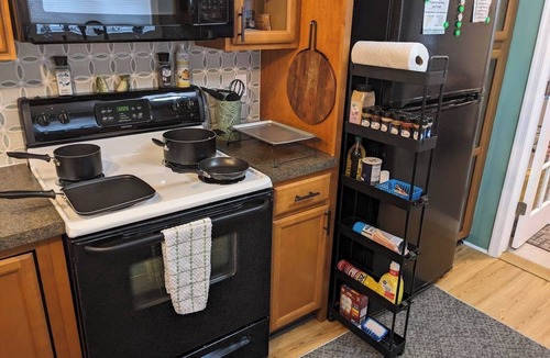 Pocono Summit House | KidApproved ~PrivateLake&Beach FencedYard~Kalahari
