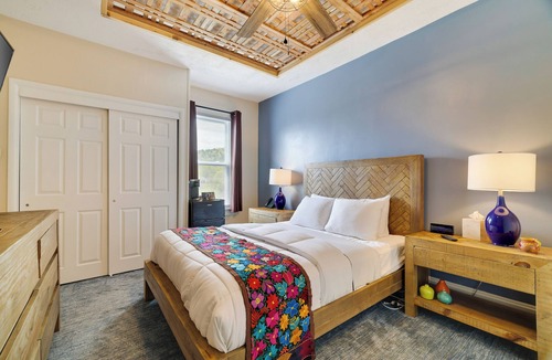 Milford Hotel | La Posada