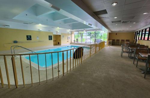 Stamford Hotel | La Quinta by Wyndham Stamford/New York City