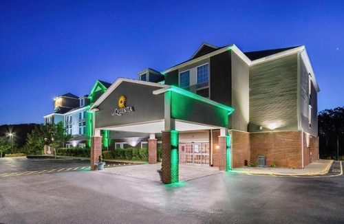 Pawcatuck Hotel | La Quinta by Wyndham Stonington-Mystic Area
