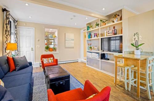 Commercial Street Apartment | Lady Burns' Lookout