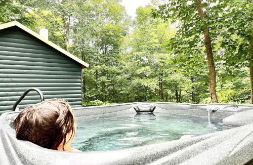 Smallwood House | Lake Access Plunge Pool Pedal Boat SUPs Fire Pit