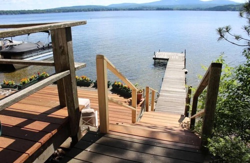 Laconia Cottage | Lake and Mountain views!