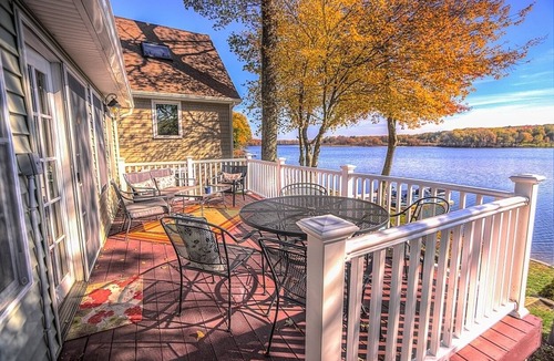 East Haddam House | Lake Front Paradise Sleeps 8