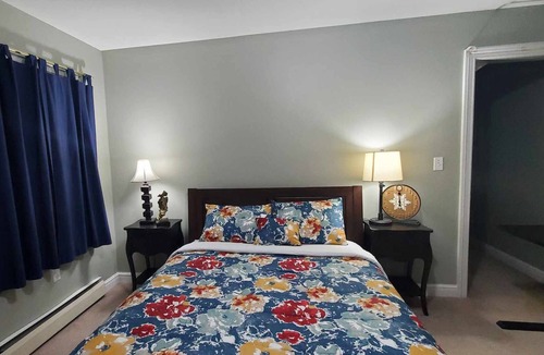 Queensbury House | Lake george get away close to saratoga and the adirondack