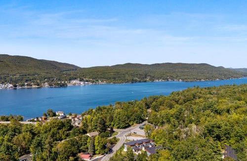 Lake George House | Lake George Getaway