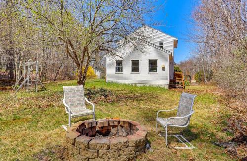 Barnstead House | Lake, Golf & More! Getaway in Center Barnstead