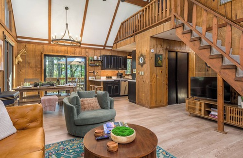 Lake Harmony Estates Ski Chalet | Lake Harmony Luxury A-Frame Hot Tub Fireplace Mountain Views EV Charger