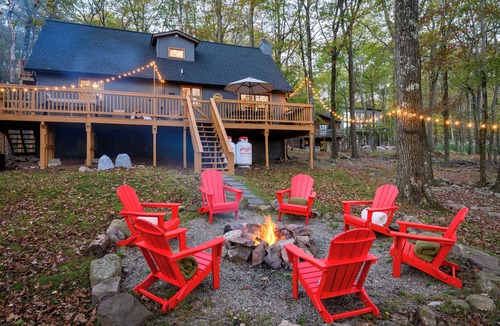 Lake Harmony Estates Ski Chalet | Lake Harmony Luxury A-Frame Hot Tub Fireplace Mountain Views EV Charger